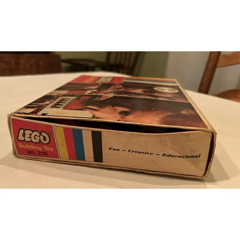 Vintage 1966 LEGO Building Toy No. 205 Starter Set in Org. Box 169 Pieces
